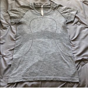 Lululemon Swiftly Tech Short Sleeve Crew